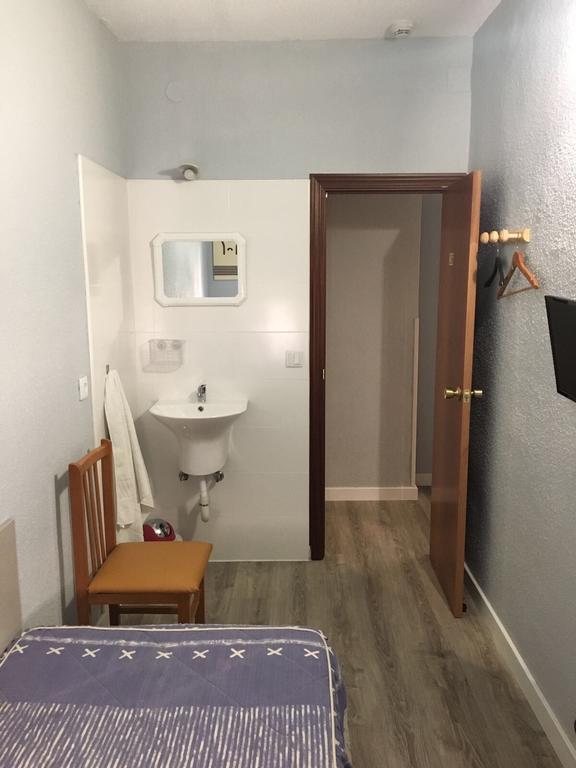 Hostal Rosales Аранда-де-Дуэро Экстерьер фото