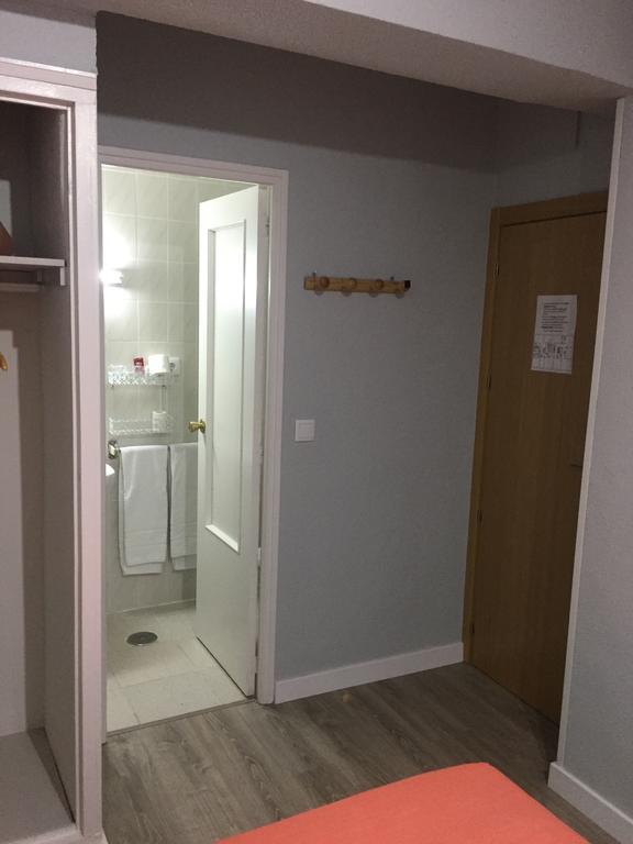 Hostal Rosales Аранда-де-Дуэро Экстерьер фото