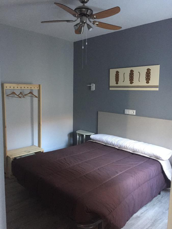Hostal Rosales Аранда-де-Дуэро Экстерьер фото